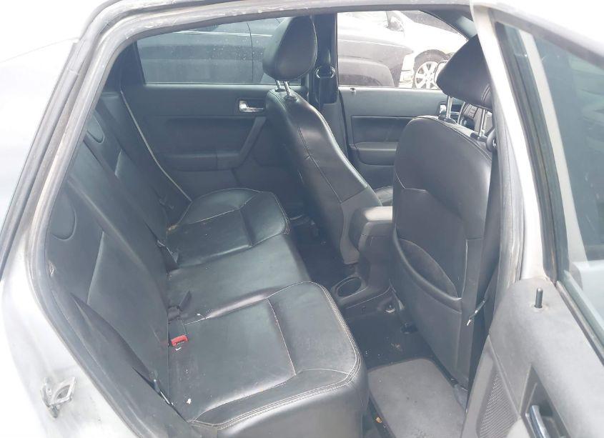 Photo 8 of 2009 Ford Focus SES (VIN 1FAHP36N59W264785)