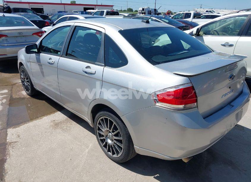 Photo 3 of 2009 Ford Focus SES (VIN 1FAHP36N69W102910)