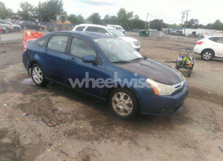 2009 Ford Focus SES (VIN 1FAHP36N69W155025) main photo