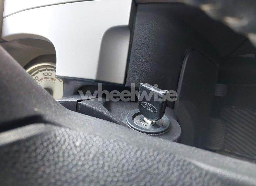 Photo 11 of 2009 Ford Focus SES (VIN 1FAHP36N69W179311)