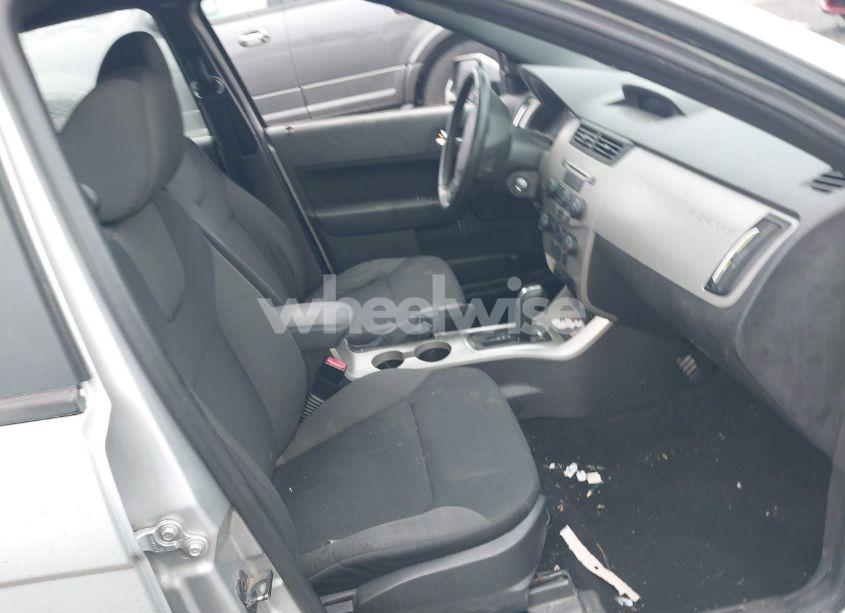 Photo 5 of 2009 Ford Focus SES (VIN 1FAHP36N69W255562)