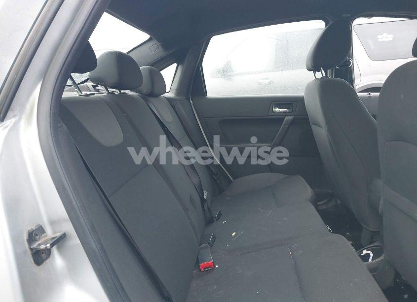 Photo 8 of 2009 Ford Focus SES (VIN 1FAHP36N69W255562)