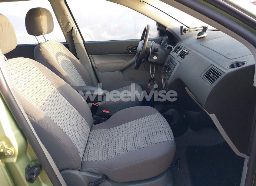 Photo 5 of 2007 Ford Focus SE/SES (VIN 1FAHP36N77W153281)