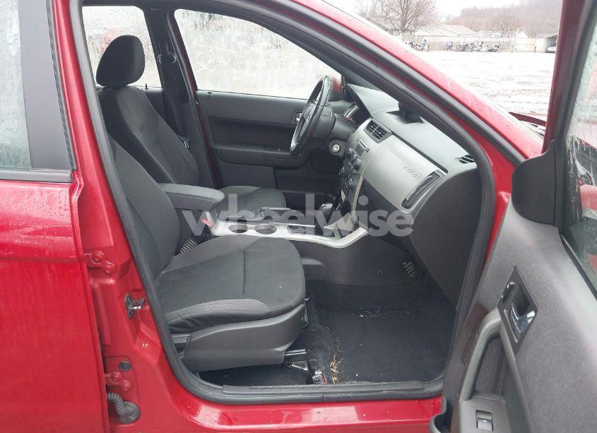 Photo 5 of 2009 Ford Focus SES (VIN 1FAHP36N79W108277)