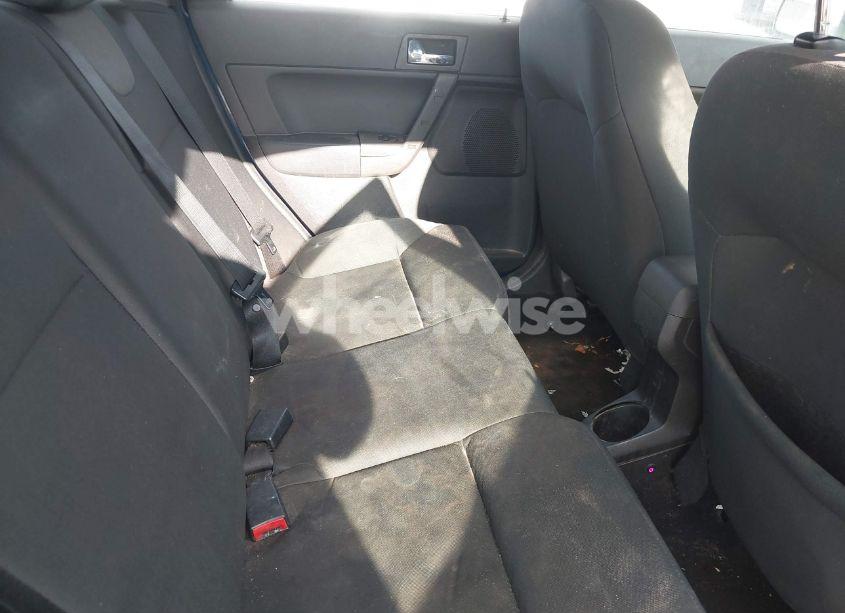 Photo 8 of 2009 Ford Focus SES (VIN 1FAHP36N79W115892)