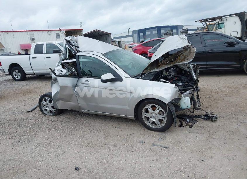 Photo 12 of 2009 Ford Focus SES (VIN 1FAHP36N79W128058)