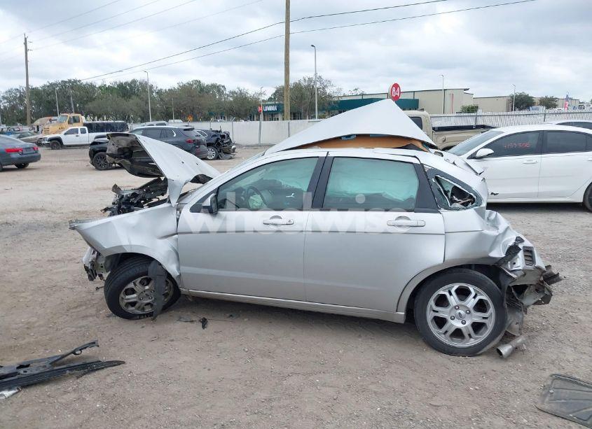 Photo 13 of 2009 Ford Focus SES (VIN 1FAHP36N79W128058)