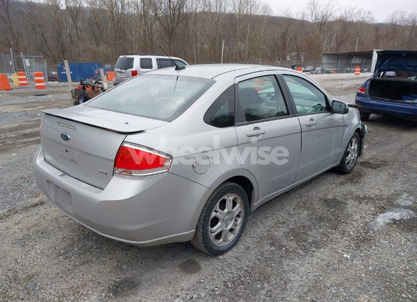 Photo 4 of 2009 Ford Focus SES (VIN 1FAHP36N79W248815)