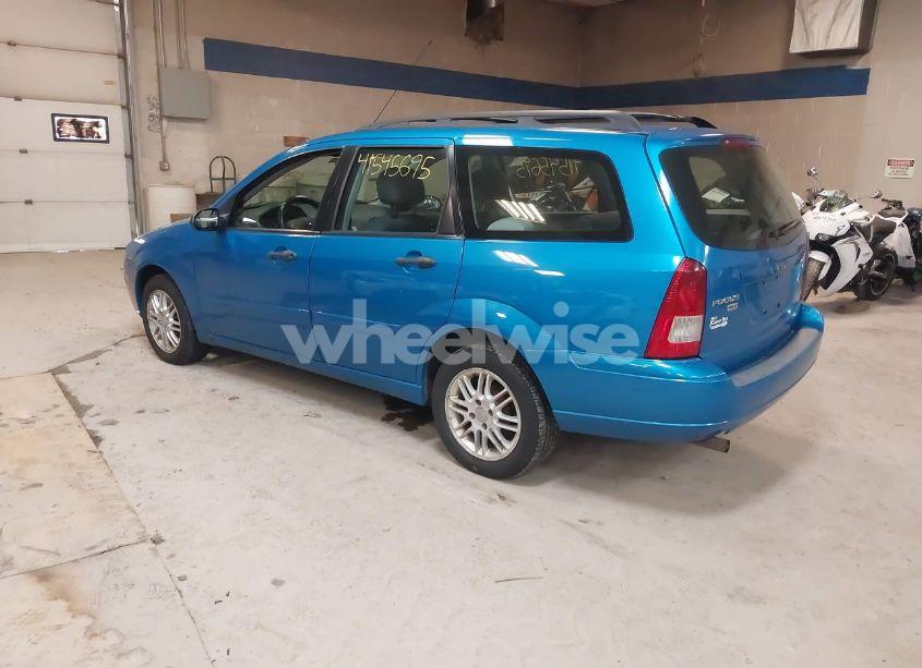 Photo 3 of 2007 Ford Focus SE/SES (VIN 1FAHP36N87W147585)