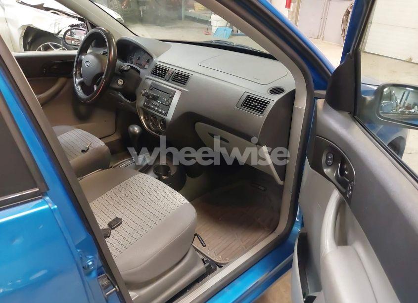 Photo 5 of 2007 Ford Focus SE/SES (VIN 1FAHP36N87W147585)