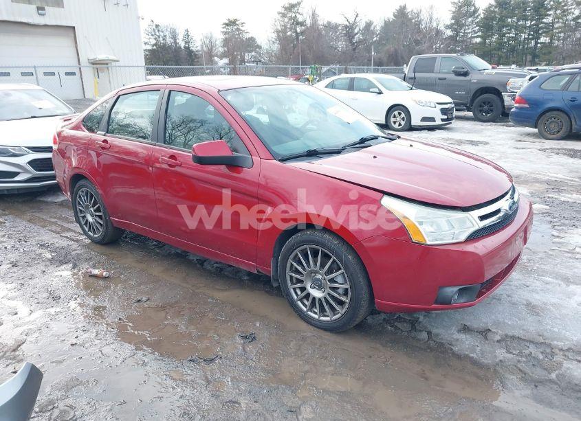 2009 Ford Focus SES (VIN 1FAHP36N89W209411) main photo