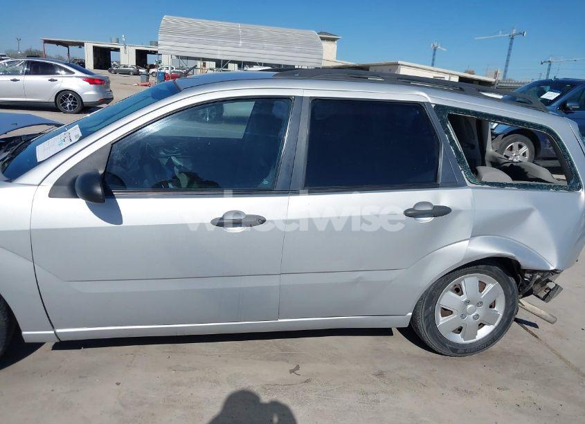 Photo 15 of 2007 Ford Focus SE/SES (VIN 1FAHP36N97W151936)