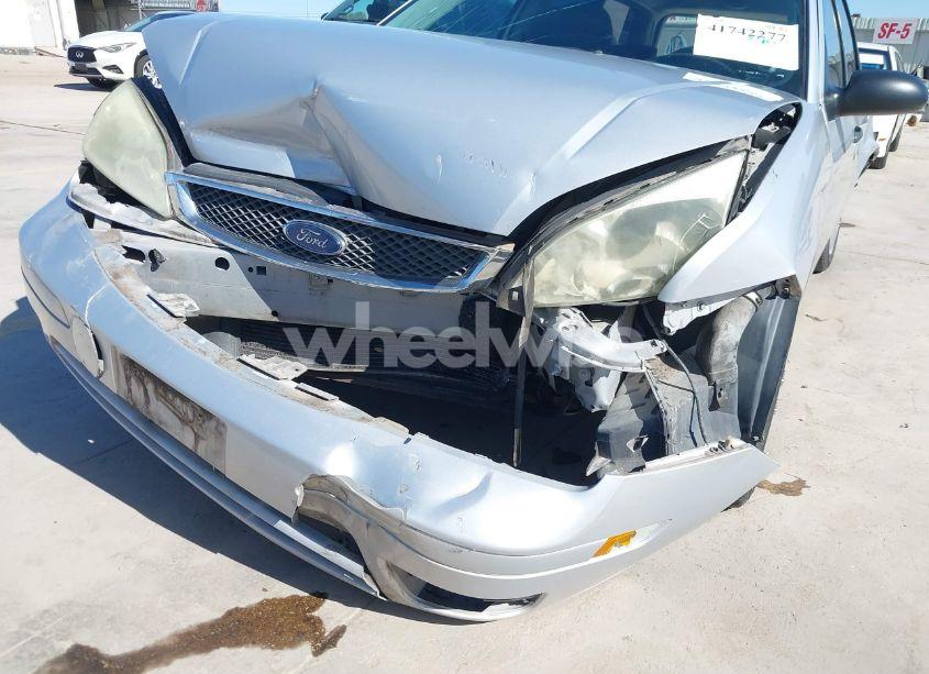 Photo 18 of 2007 Ford Focus SE/SES (VIN 1FAHP36N97W151936)