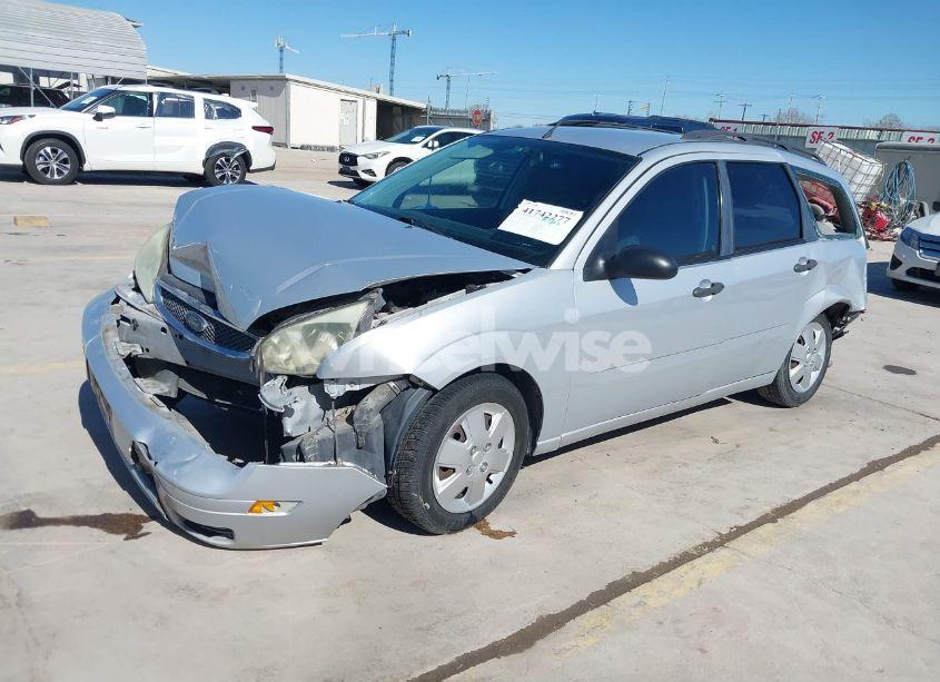 Photo 2 of 2007 Ford Focus SE/SES (VIN 1FAHP36N97W151936)