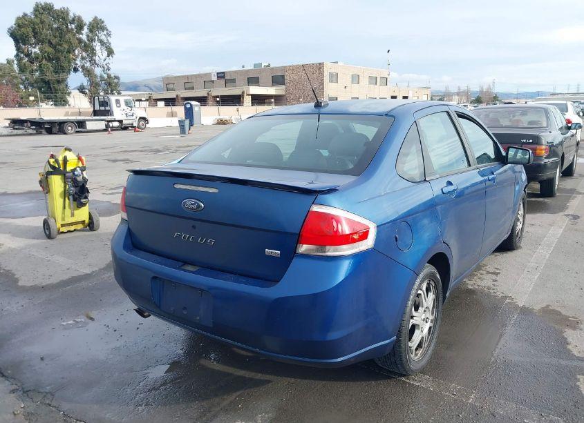 Photo 4 of 2009 Ford Focus SES (VIN 1FAHP36N99W120737)