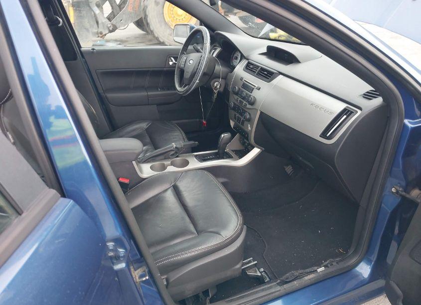 Photo 5 of 2009 Ford Focus SES (VIN 1FAHP36N99W120737)