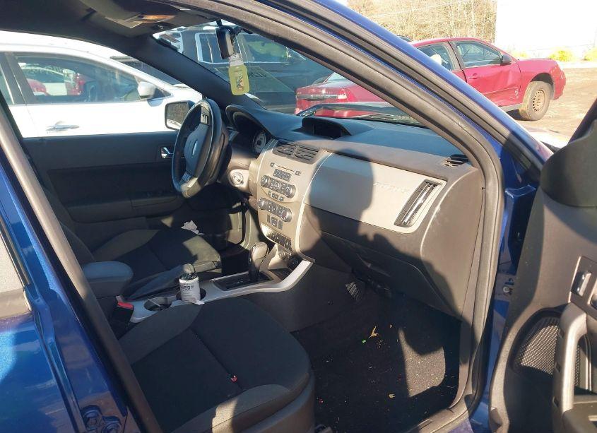 Photo 5 of 2009 Ford Focus SES (VIN 1FAHP36N99W147193)