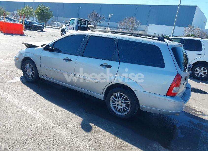 Photo 3 of 2006 Ford Focus ZXW (VIN 1FAHP36NX6W182594)