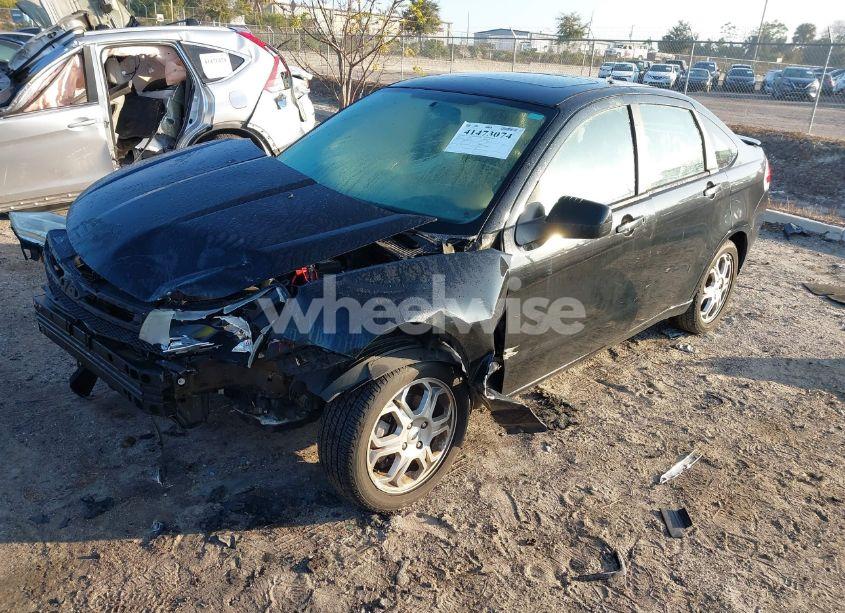 Photo 2 of 2009 Ford Focus SES (VIN 1FAHP36NX9W116552)