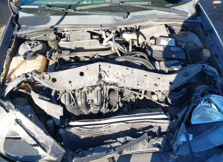 Photo 10 of 2004 Ford Focus SE (VIN 1FAHP36Z94W105666)