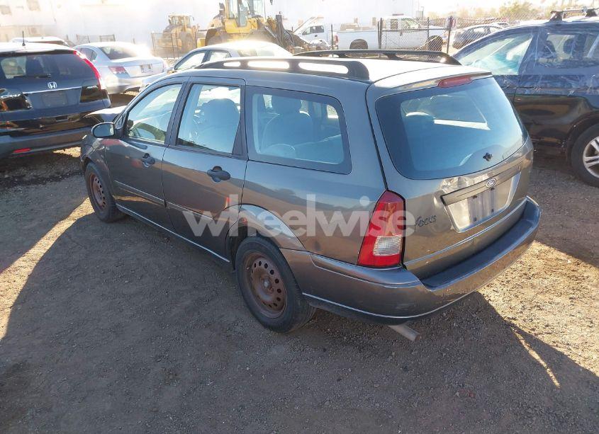 Photo 3 of 2004 Ford Focus SE (VIN 1FAHP36Z94W105666)