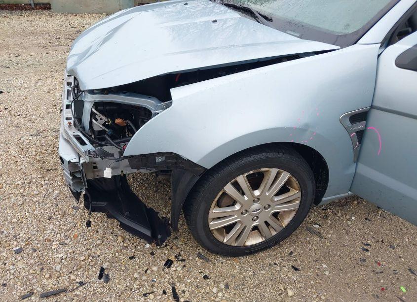 Photo 14 of 2009 Ford Focus SEL (VIN 1FAHP37N19W236979)