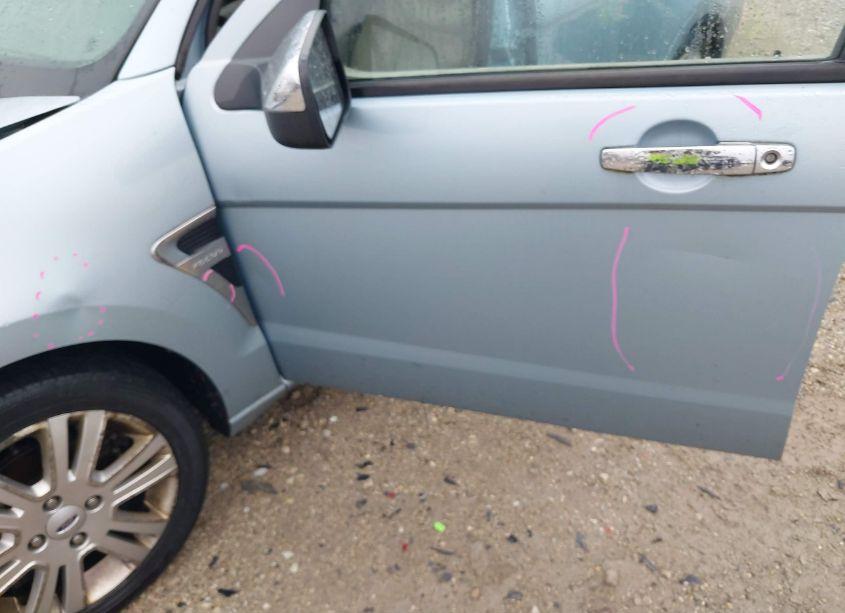 Photo 15 of 2009 Ford Focus SEL (VIN 1FAHP37N19W236979)