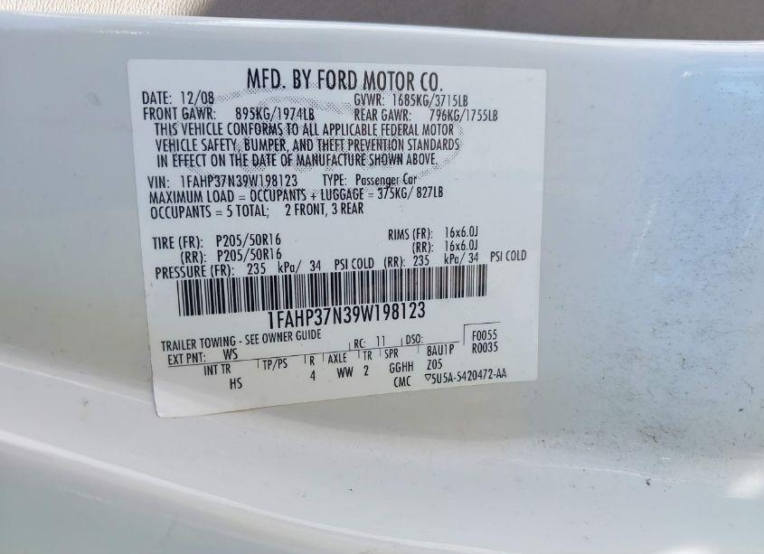 Photo 9 of 2009 Ford Focus SEL (VIN 1FAHP37N39W198123)