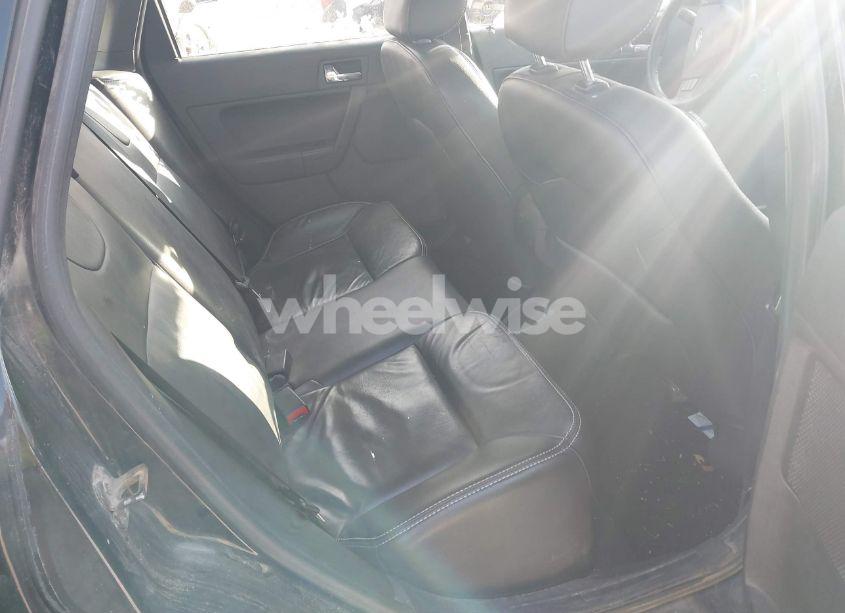 Photo 8 of 2009 Ford Focus SEL (VIN 1FAHP37N49W111099)