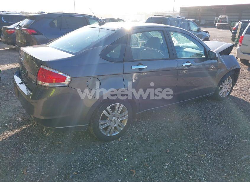 Photo 4 of 2009 Ford Focus SEL (VIN 1FAHP37N49W177071)