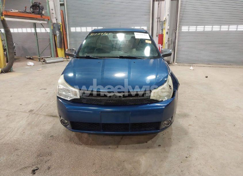 Photo 13 of 2009 Ford Focus SEL (VIN 1FAHP37N59W111211)
