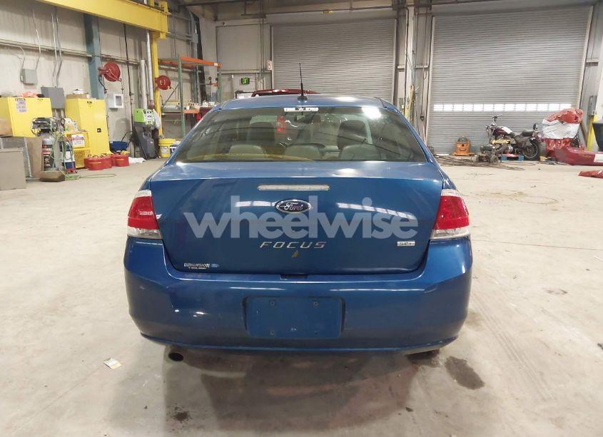 Photo 17 of 2009 Ford Focus SEL (VIN 1FAHP37N59W111211)