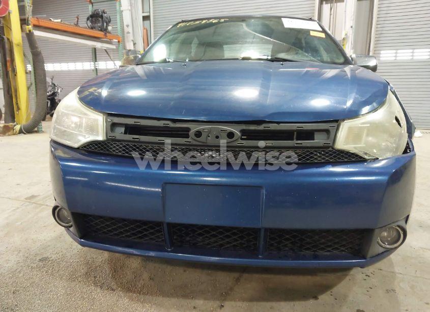 Photo 18 of 2009 Ford Focus SEL (VIN 1FAHP37N59W111211)
