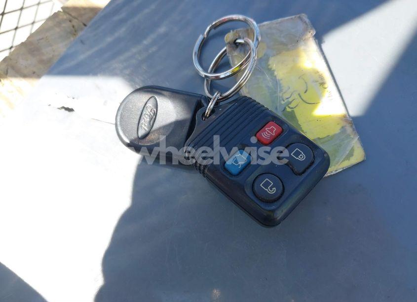 Photo 11 of 2009 Ford Focus SEL (VIN 1FAHP37N59W232580)