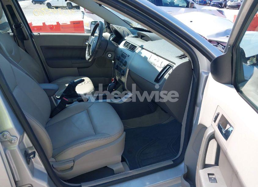 Photo 5 of 2009 Ford Focus SEL (VIN 1FAHP37N59W232580)