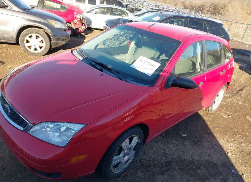 Photo 2 of 2007 Ford Focus S/SE/SES (VIN 1FAHP37N67W314864)