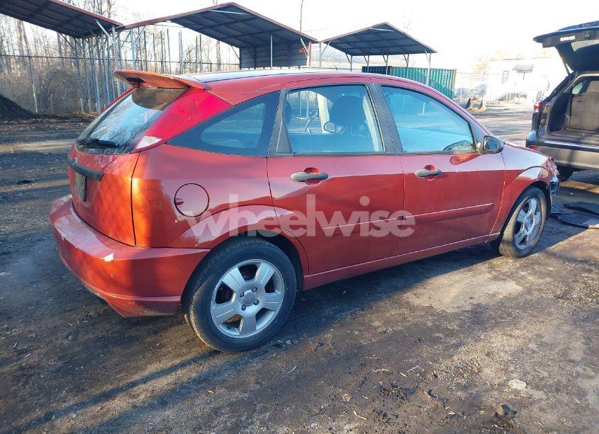 Photo 4 of 2006 Ford Focus ZX5 (VIN 1FAHP37N76W201942)