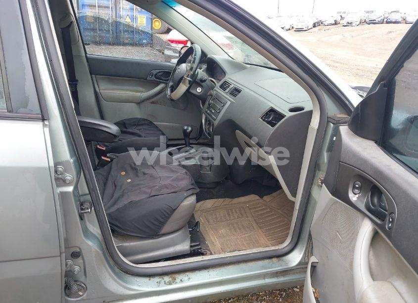 Photo 5 of 2006 Ford Focus ZX5 (VIN 1FAHP37N86W175318)