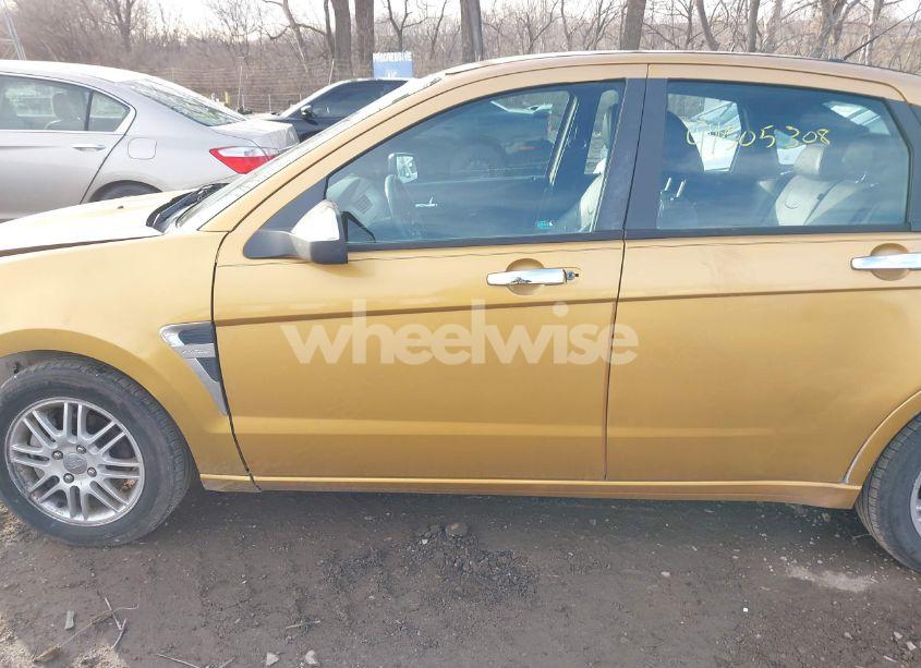 Photo 14 of 2009 Ford Focus SEL (VIN 1FAHP37N89W112093)