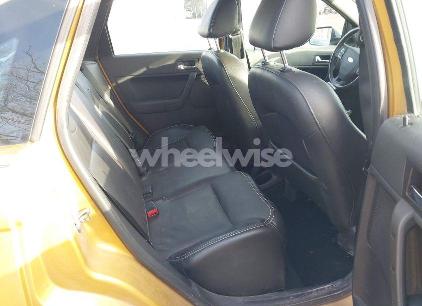 Photo 8 of 2009 Ford Focus SEL (VIN 1FAHP37N89W112093)