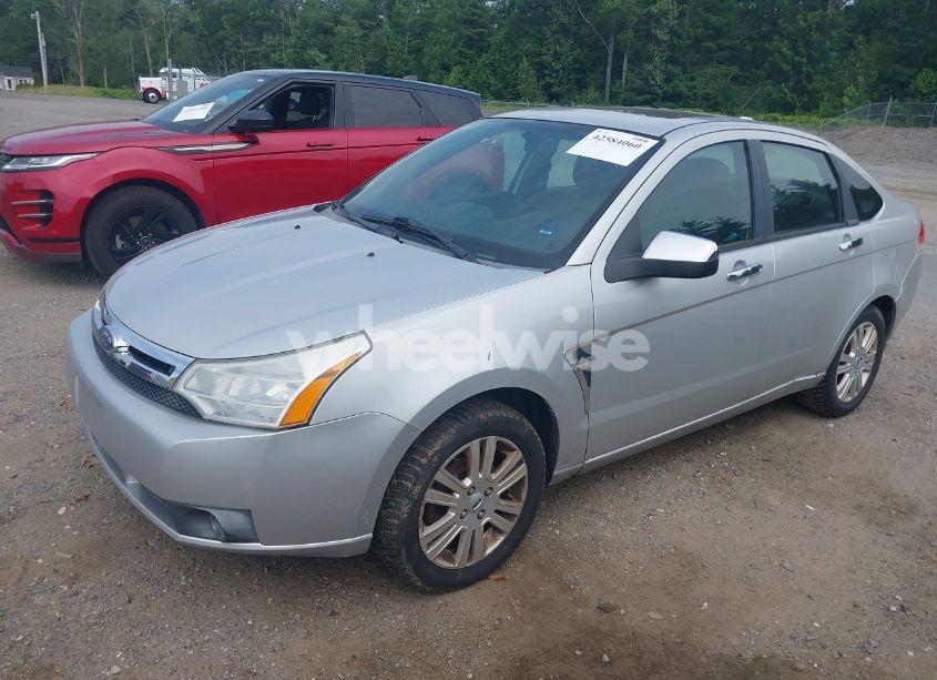 Photo 2 of 2009 Ford Focus SEL (VIN 1FAHP37N89W147507)