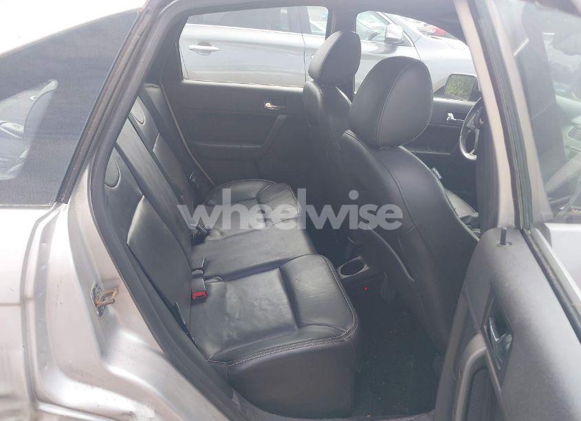 Photo 8 of 2009 Ford Focus SEL (VIN 1FAHP37N89W147507)