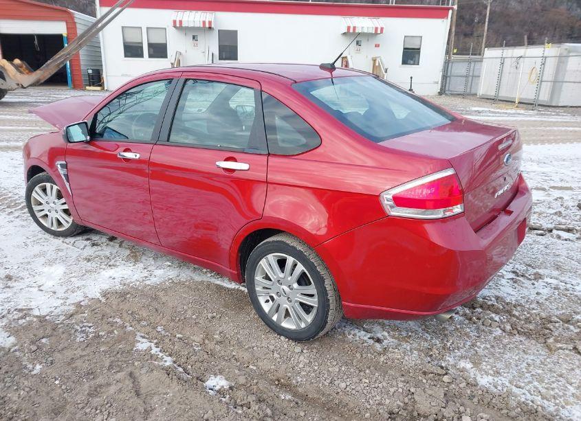 Photo 3 of 2009 Ford Focus SEL (VIN 1FAHP37N99W107680)