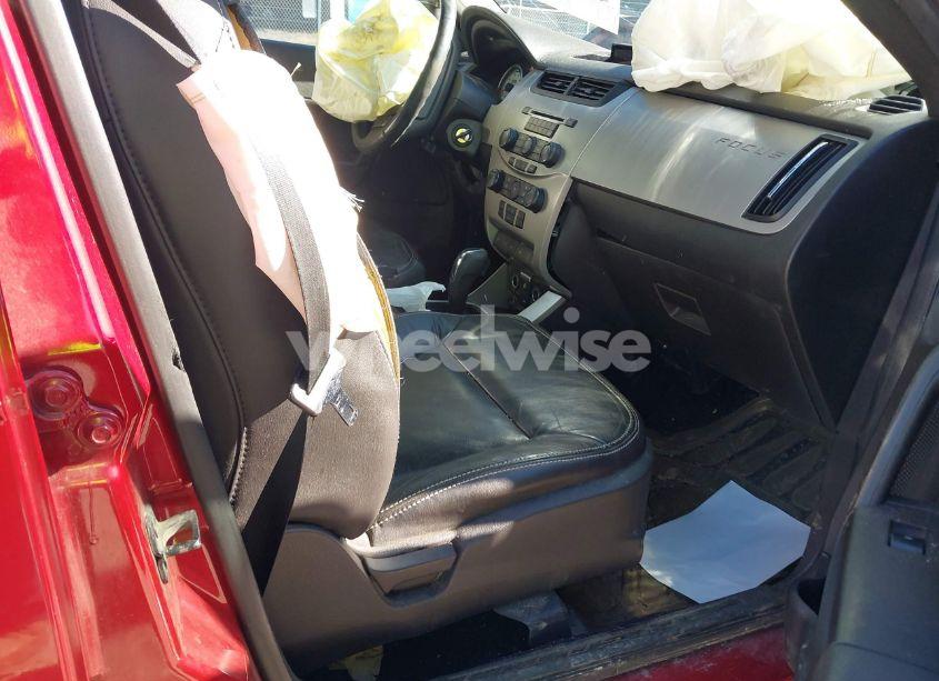 Photo 5 of 2009 Ford Focus SEL (VIN 1FAHP37NX9W119420)