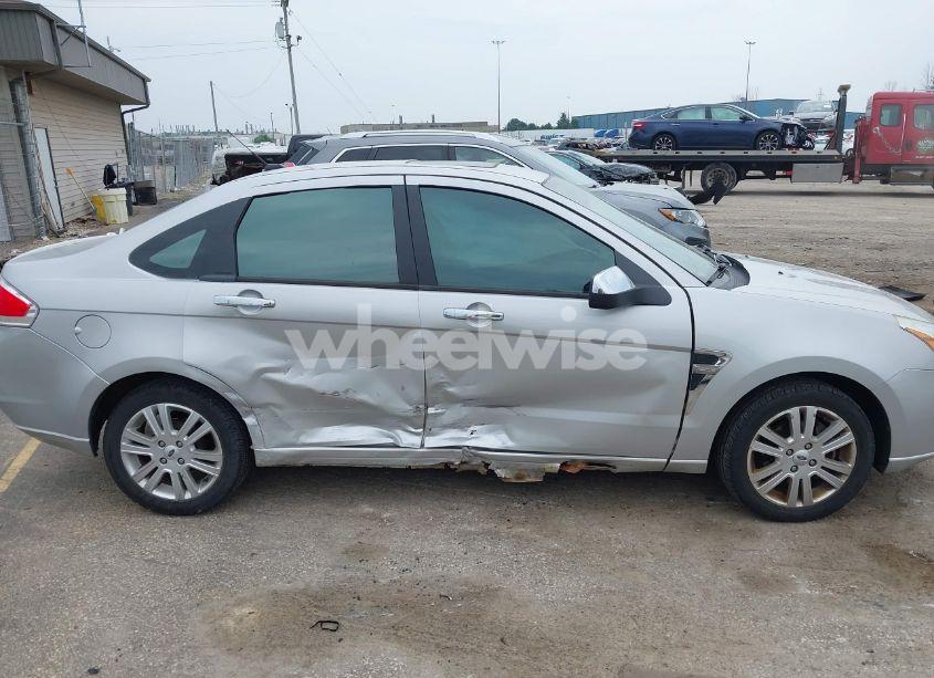 Photo 13 of 2009 Ford Focus SEL (VIN 1FAHP37NX9W200238)