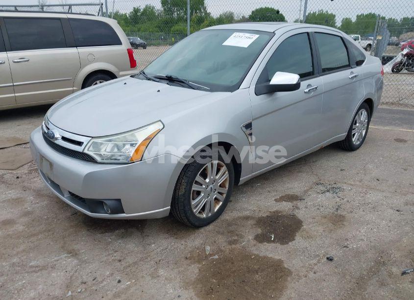 Photo 2 of 2009 Ford Focus SEL (VIN 1FAHP37NX9W200238)