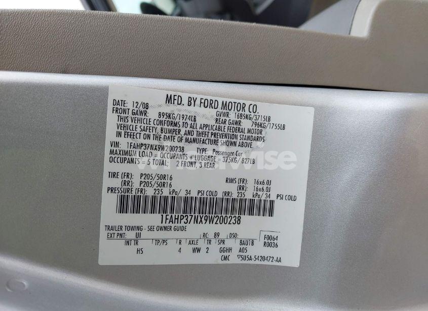 Photo 9 of 2009 Ford Focus SEL (VIN 1FAHP37NX9W200238)