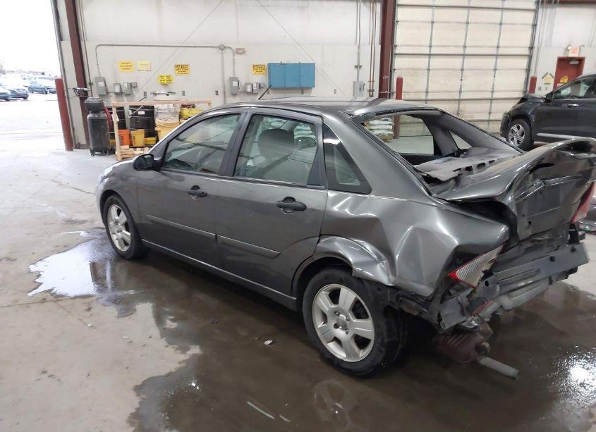 Photo 3 of 2003 Ford Focus ZTS (VIN 1FAHP38303W306878)