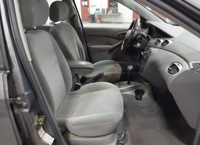 Photo 5 of 2003 Ford Focus ZTS (VIN 1FAHP38303W306878)