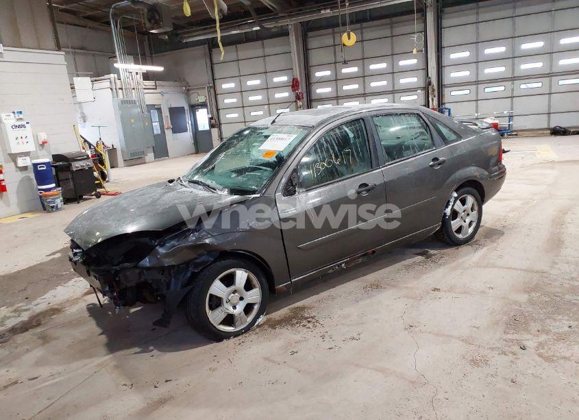 Photo 2 of 2004 Ford Focus ZTS (VIN 1FAHP38Z54W116595)